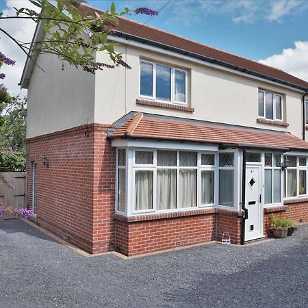 Grange Croft Villa Ben Rhydding Eksteriør billede