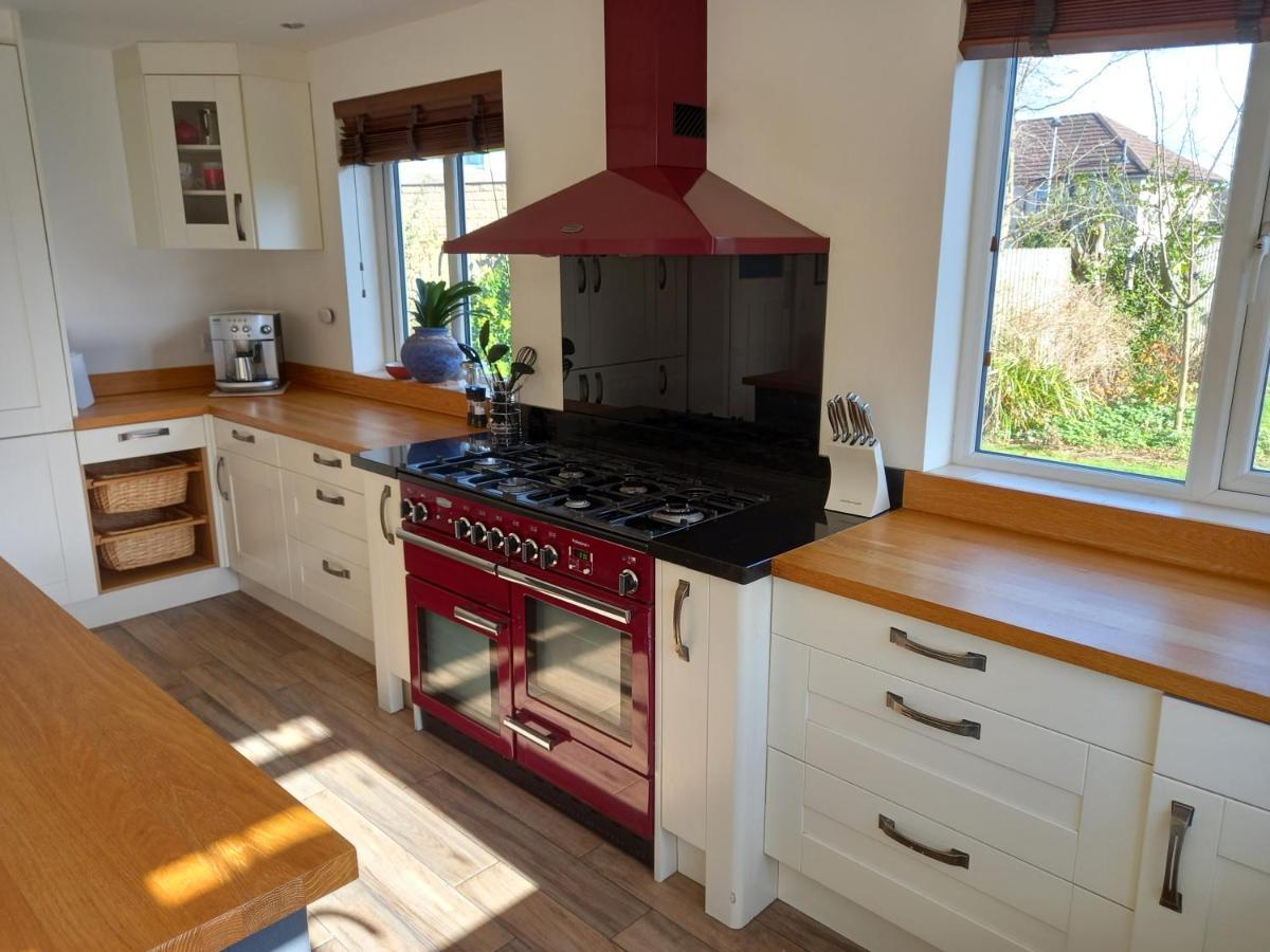 Grange Croft Villa Ben Rhydding Eksteriør billede
